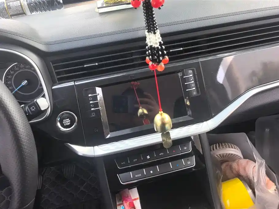 SINOTRUK VGV VGV U70