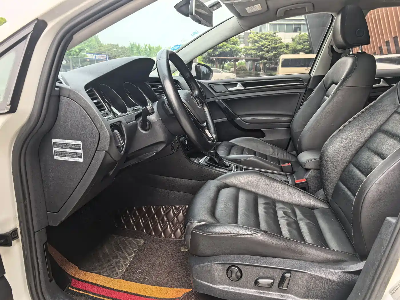 Volkswagen Golf (Import) 2014 1.4TSI Luxury Wagon фото 5