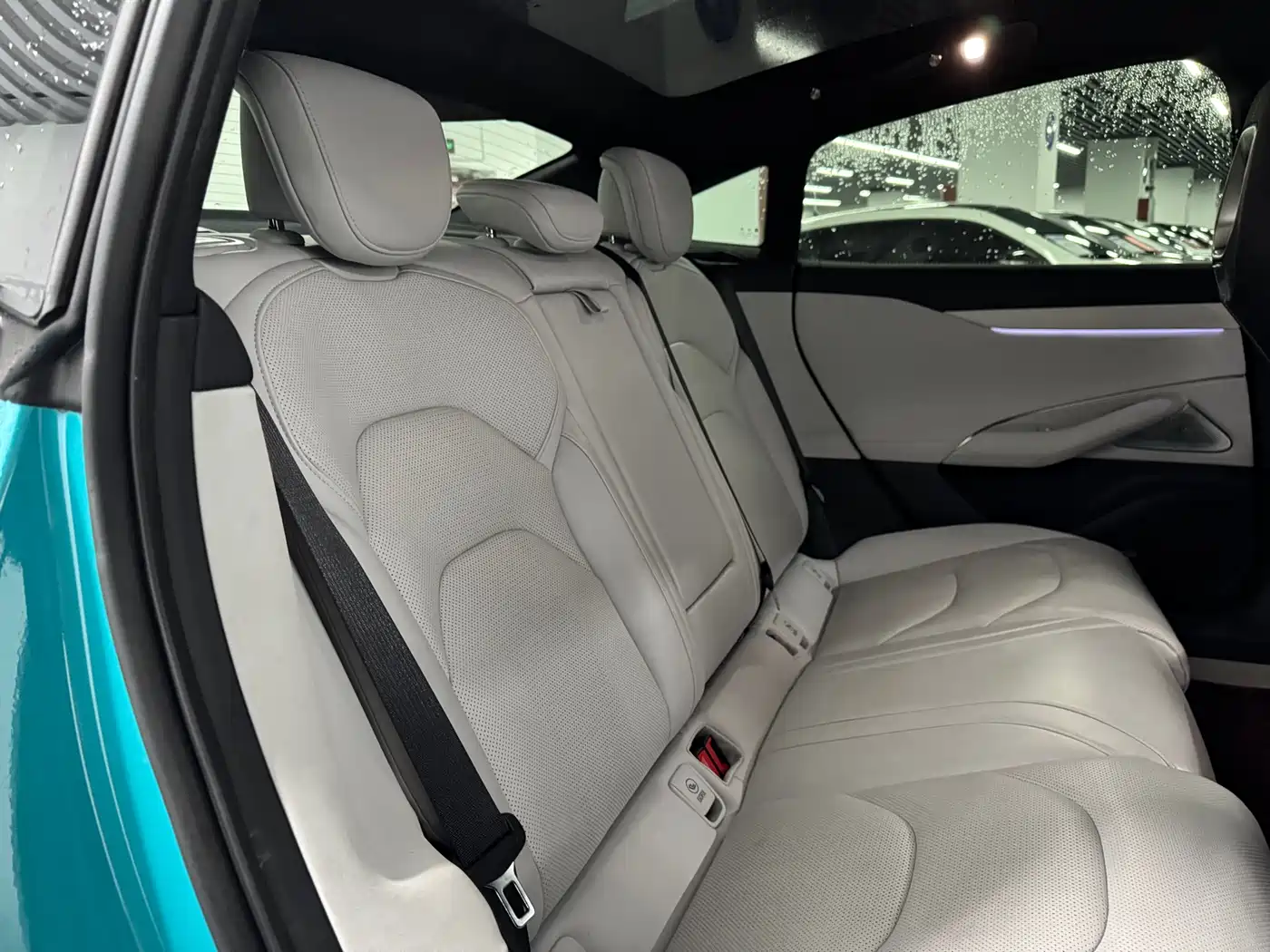 XIAOMI CAR XIAOMI SU7