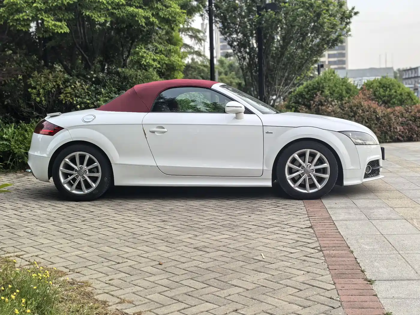 Audi TT 2013 TT Roadster 45 TFSI фото 4