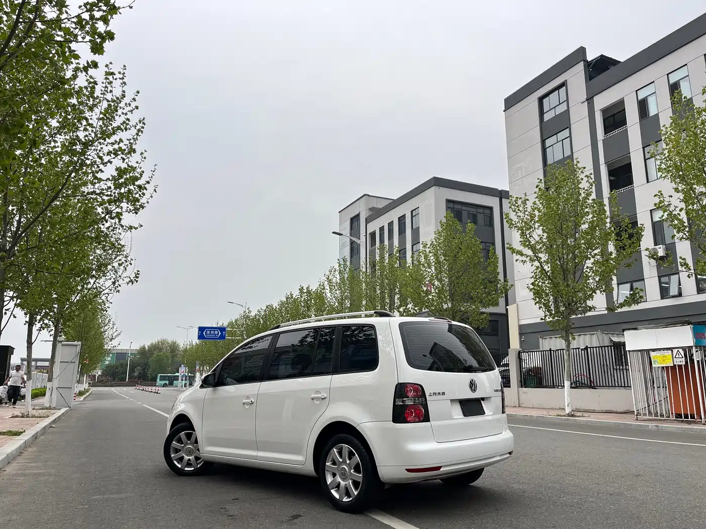 Volkswagen Touran 2018 2015 1.4T Manual Trend Edition 5-seater