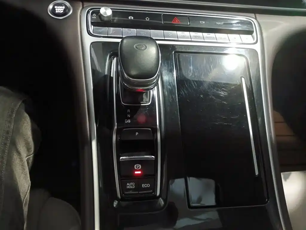 GAC Trumpchi Trumpchi M8 2021 Leading Show Series 390T Ultimate Edition фото 6