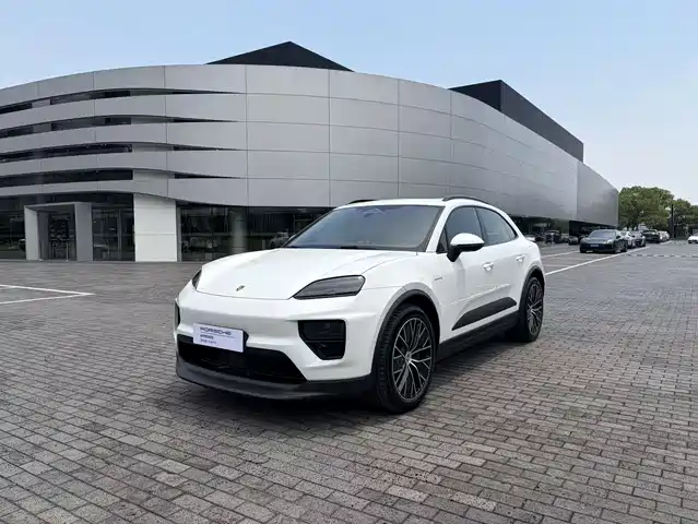 Porsche Macan EV 2024 Macan 4