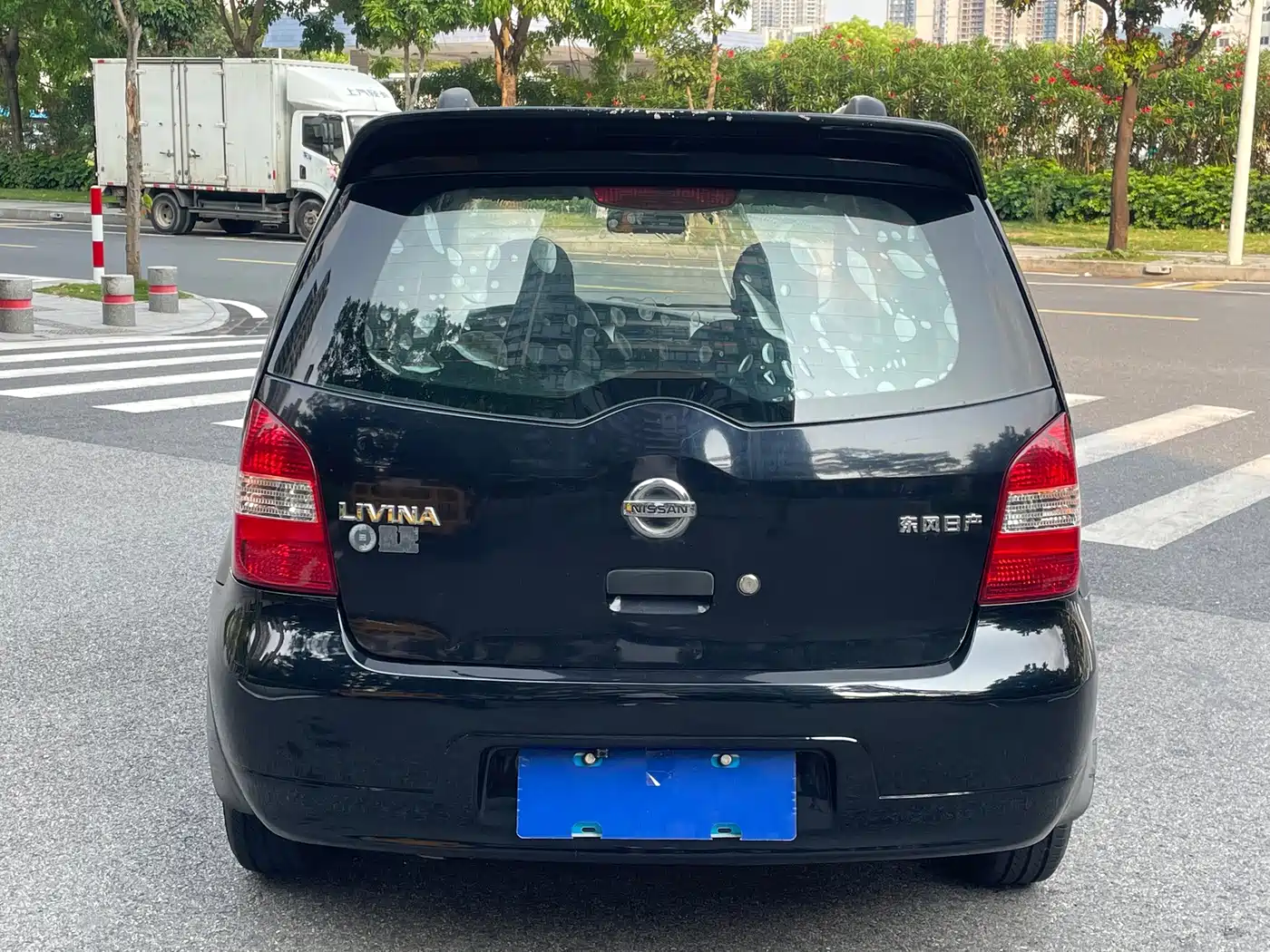 Nissan Livina 2012 2010 Model Joy Edition 1.6L Automatic All-round Type