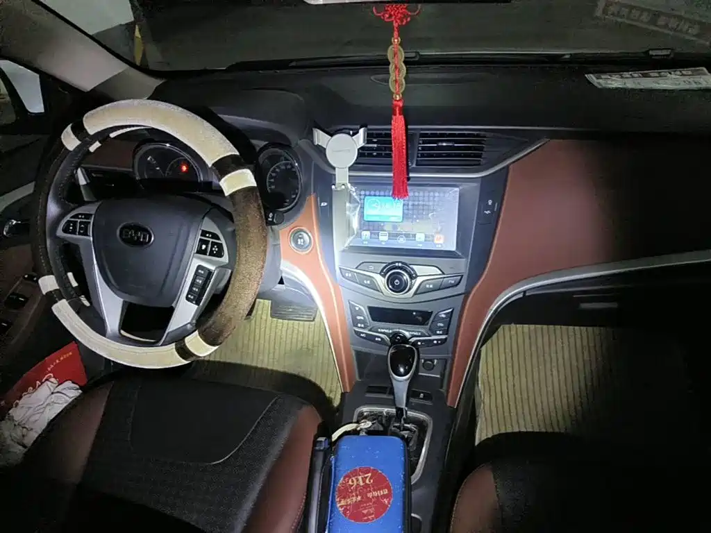 BYD G5 2015 2014 1.5TID Automatic Premium