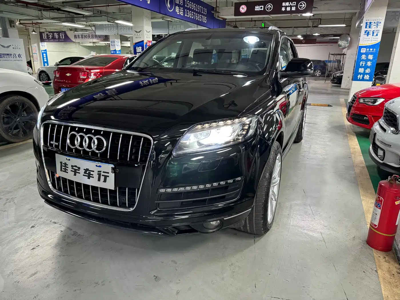 Фото 2 - Audi Q7