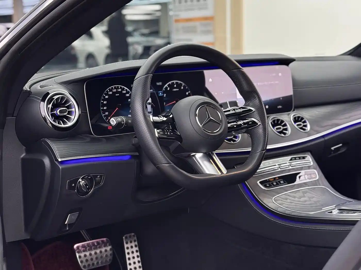 Mercedes-Benz E-Class (Import) 2021 E 260 Coupe фото 5