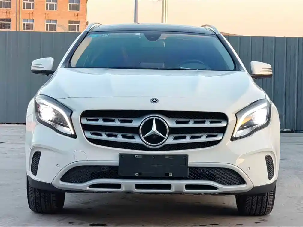 Mercedes-Benz GLA 2019 GLA 200 Fashion фото 3
