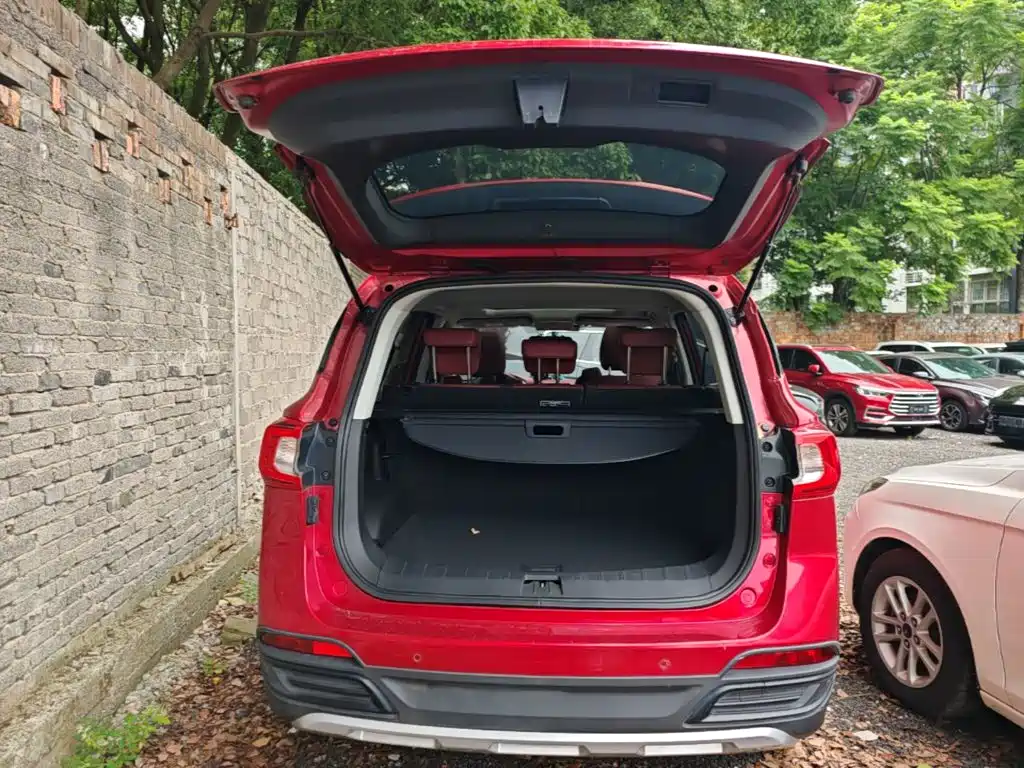 Dongfeng Fengxing Fengxing T5 2019 2018 230T CVT Smart Joy Type