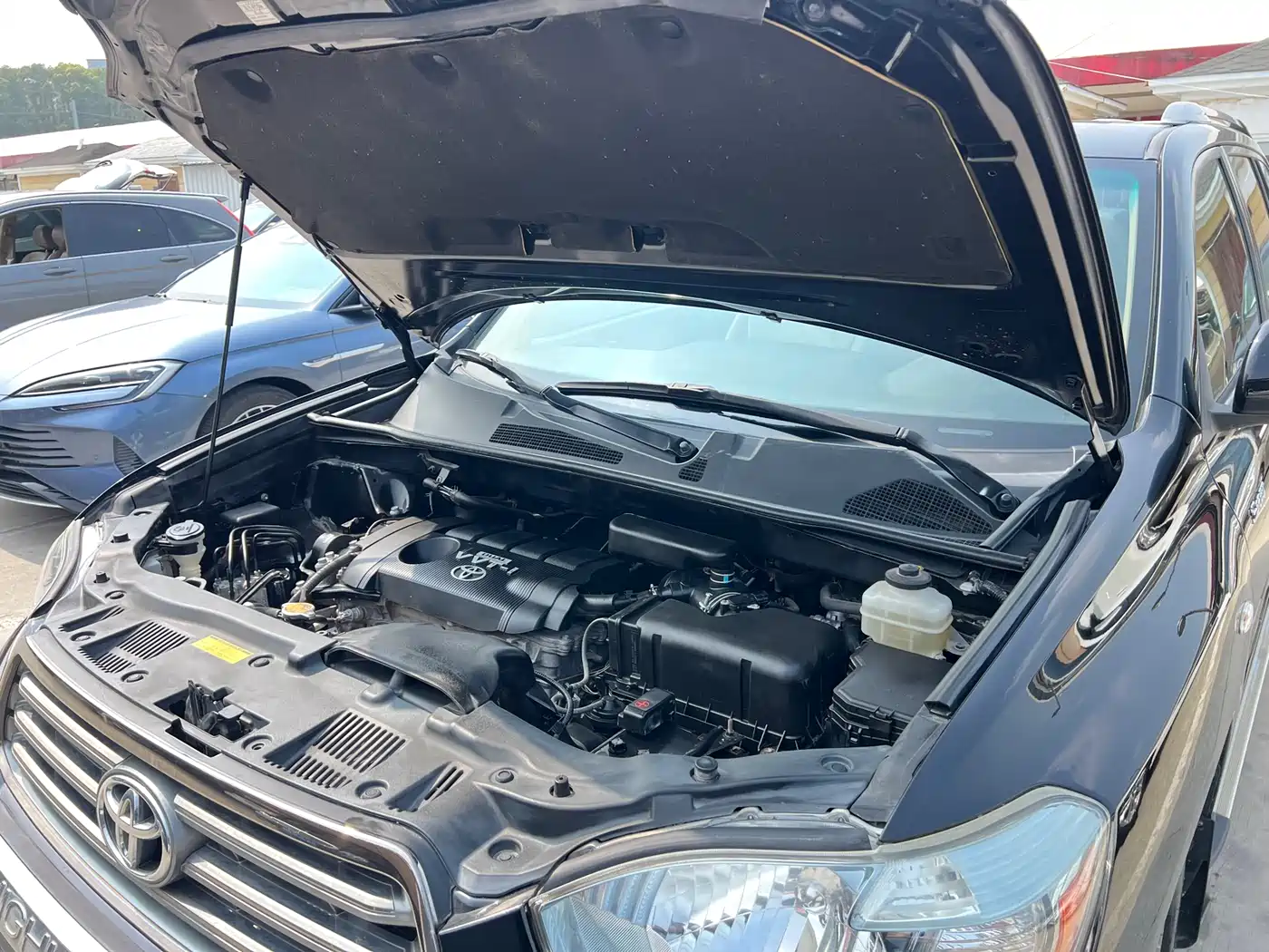 Toyota Highlander 2011 2.7L 2WD 7-seat Luxury Navigation фото 24