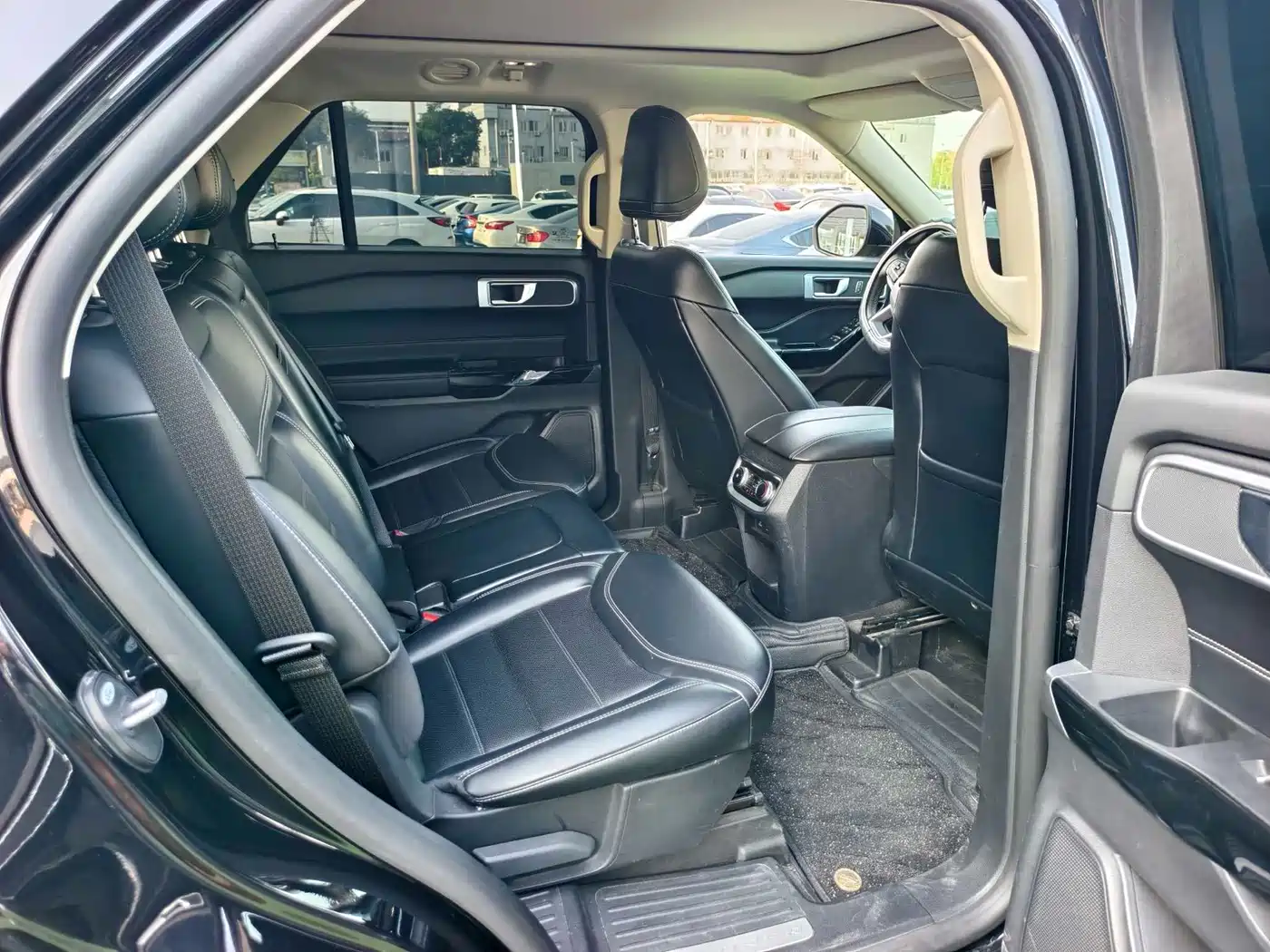 Ford Explorer 2024 2023 EcoBoost 285 AWD Trend Plus Edition 7-Seater