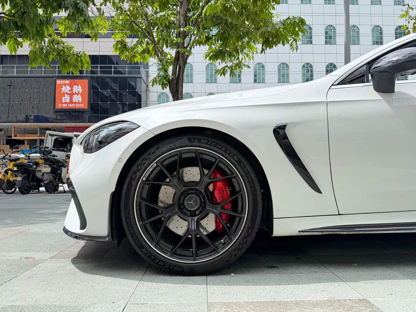 Mercedes-Benz Mercedes-AMG CLE 2025 2024 AMG CLE 53 4MATIC+ Cabriolet
