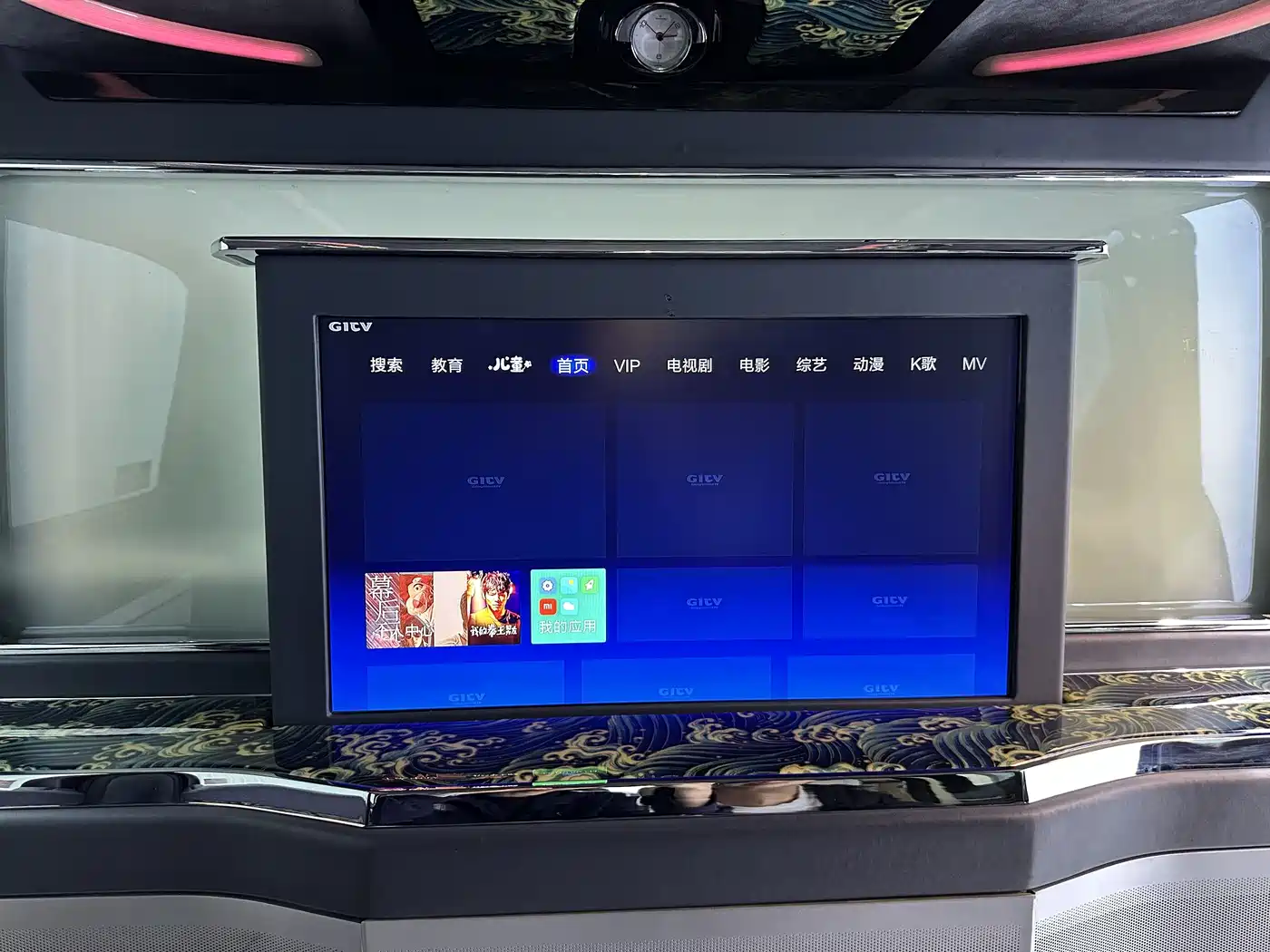 Toyota Alphard 2018 3.5L Luxury фото 30