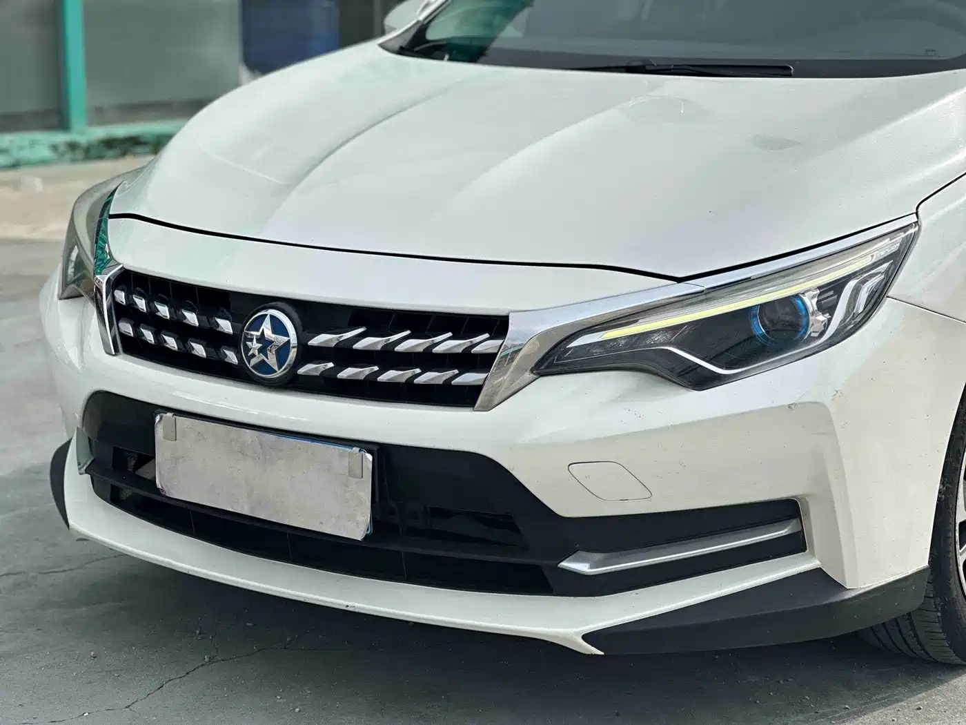 Venucia D60 2019 2019 100K Glory 1.6L XE CVT Chen Xiang Edition China V