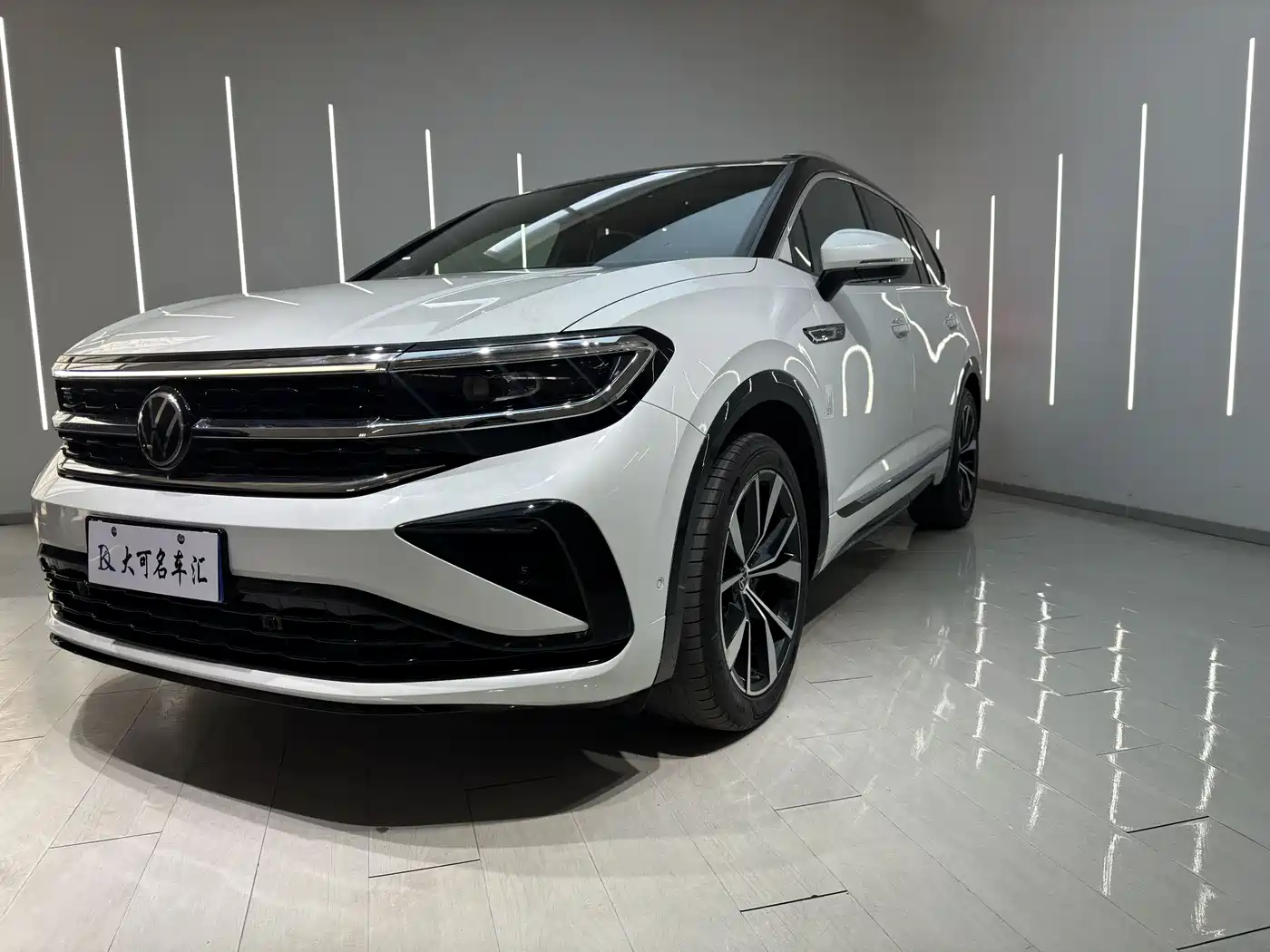 Volkswagen Talagon 2021 380TSI 4WD R-Line Explorer Edition