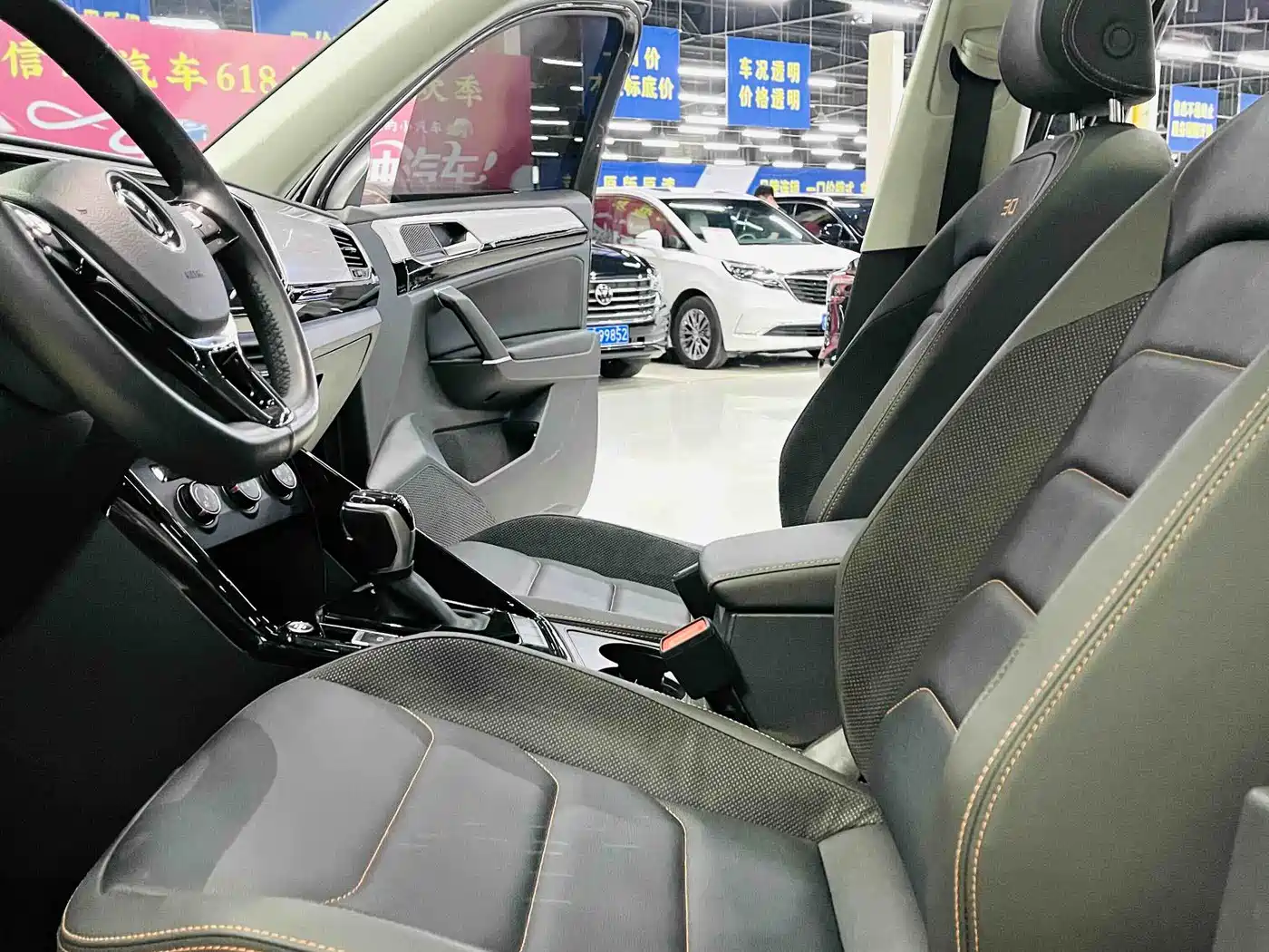 Volkswagen Tayron 2021 330TSI 2WD 30th Anniversary Edition фото 7