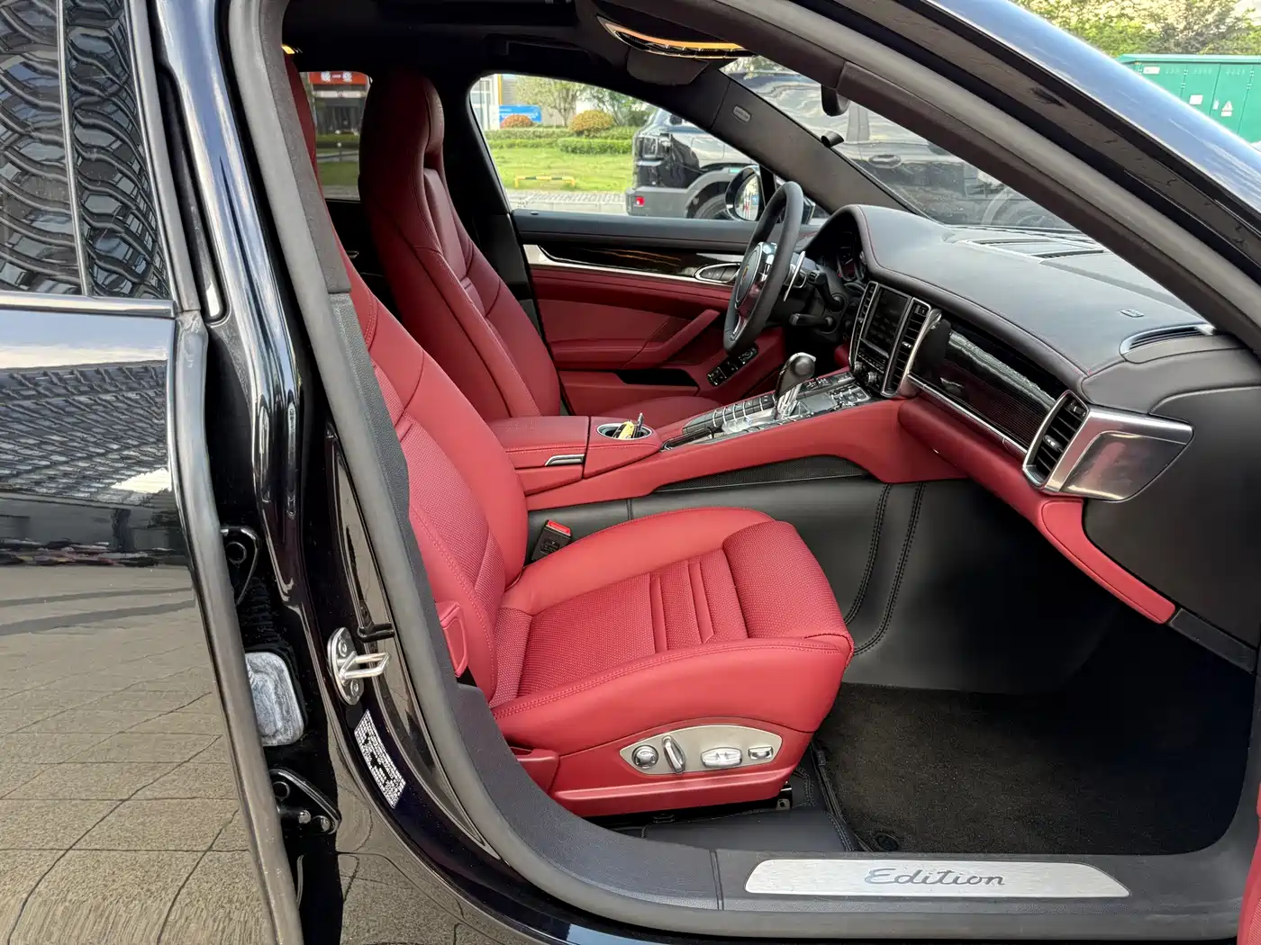 Porsche Panamera 2016 Panamera Edition 3.0T фото 8