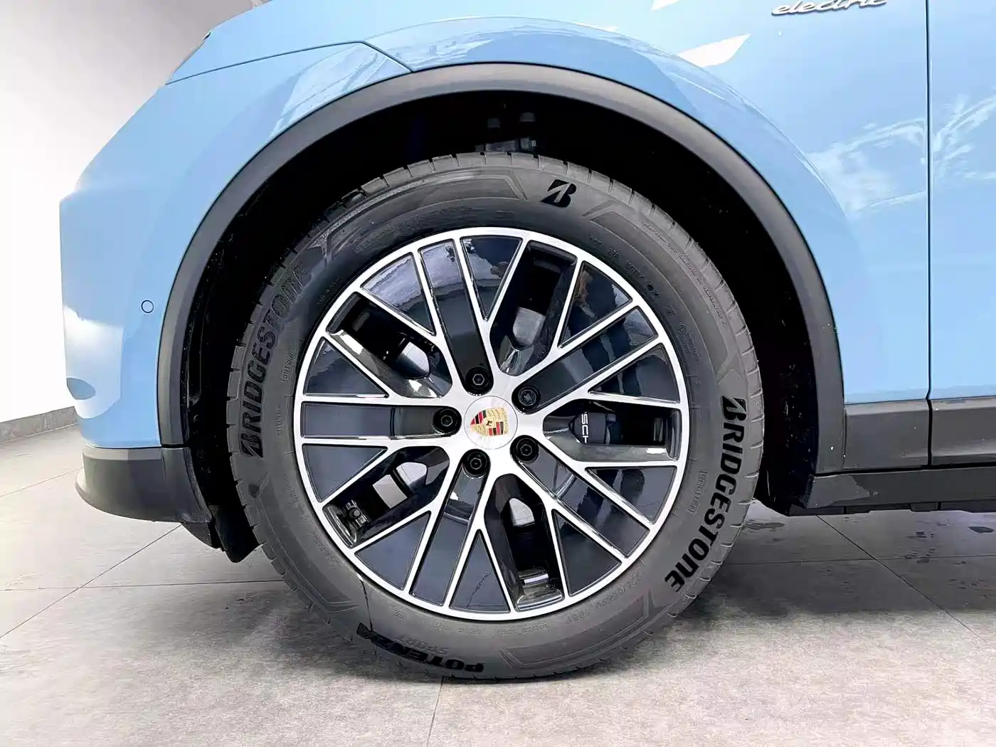 PORSCHE MACAN NEW ENERGY