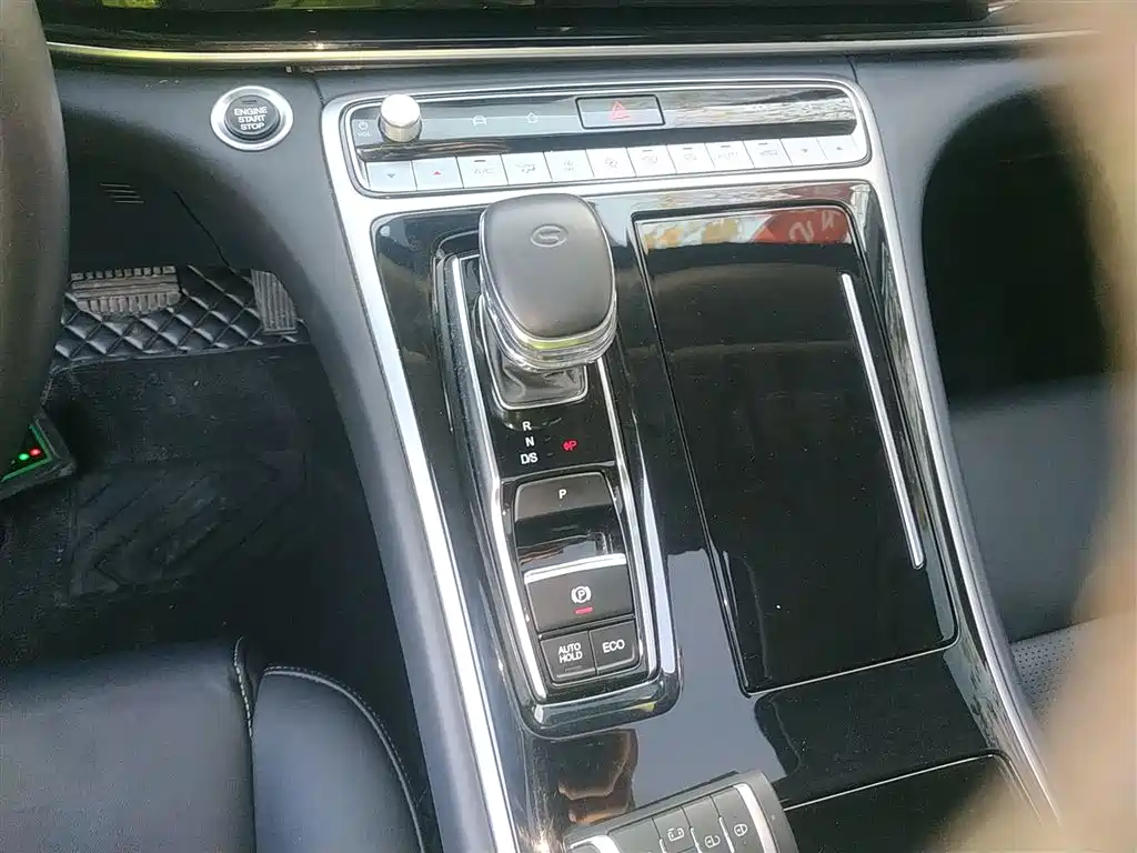 GAC Trumpchi Trumpchi M8 2021 Leading Show Series 390T Premium Edition фото 6