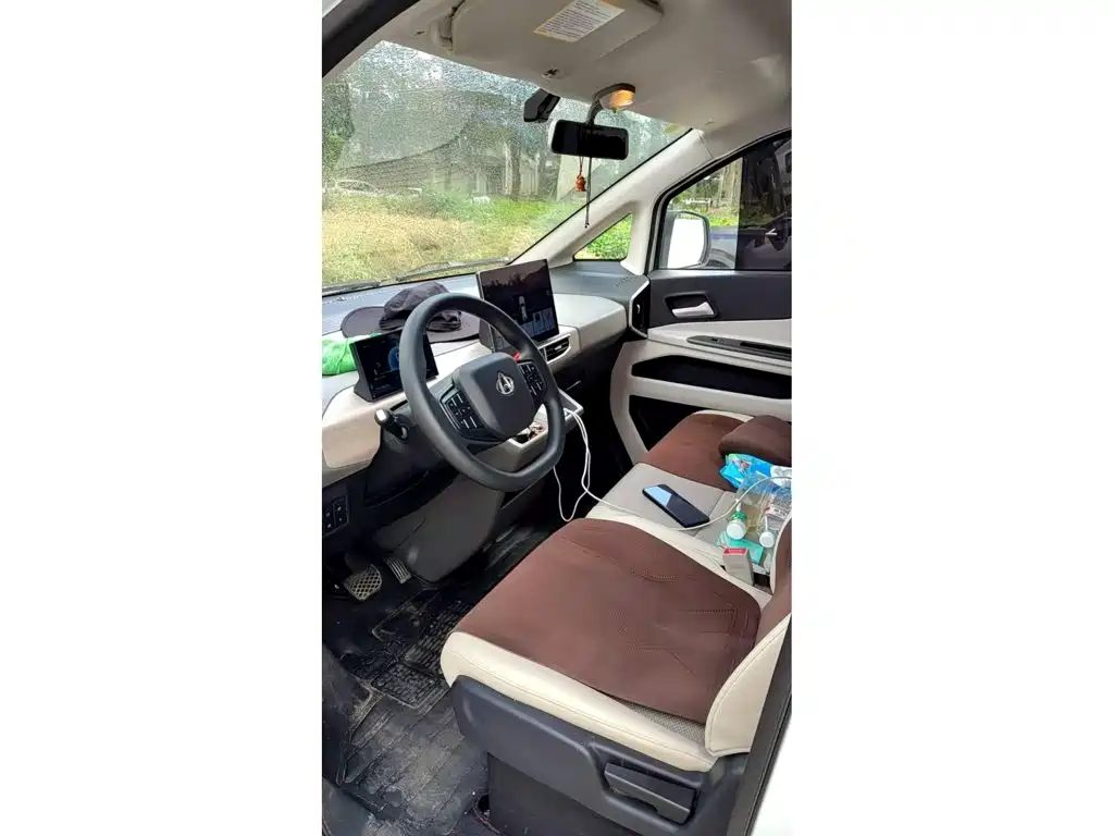 Changan Kuayue Kua Yue Xing Guang EV 2026 2026 Model 7-Person Passenger 470km Luxury Edition