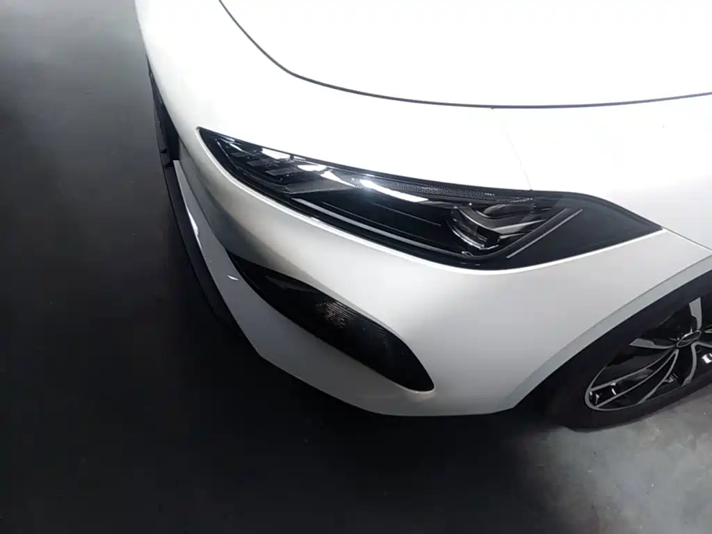 Фото 24 - Roewe D7