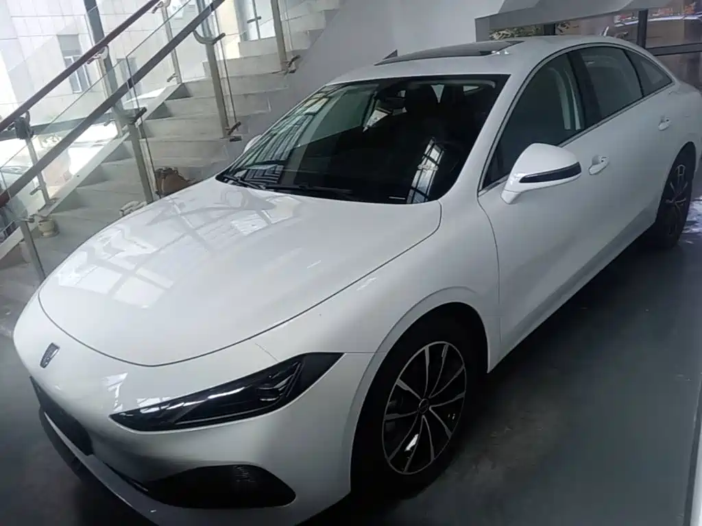 Roewe D7 2026 2025 DMH 125km World Champion Edition
