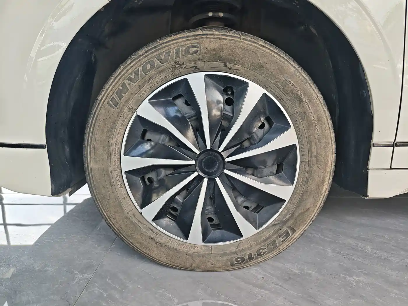 Photo 14 - BYD e2