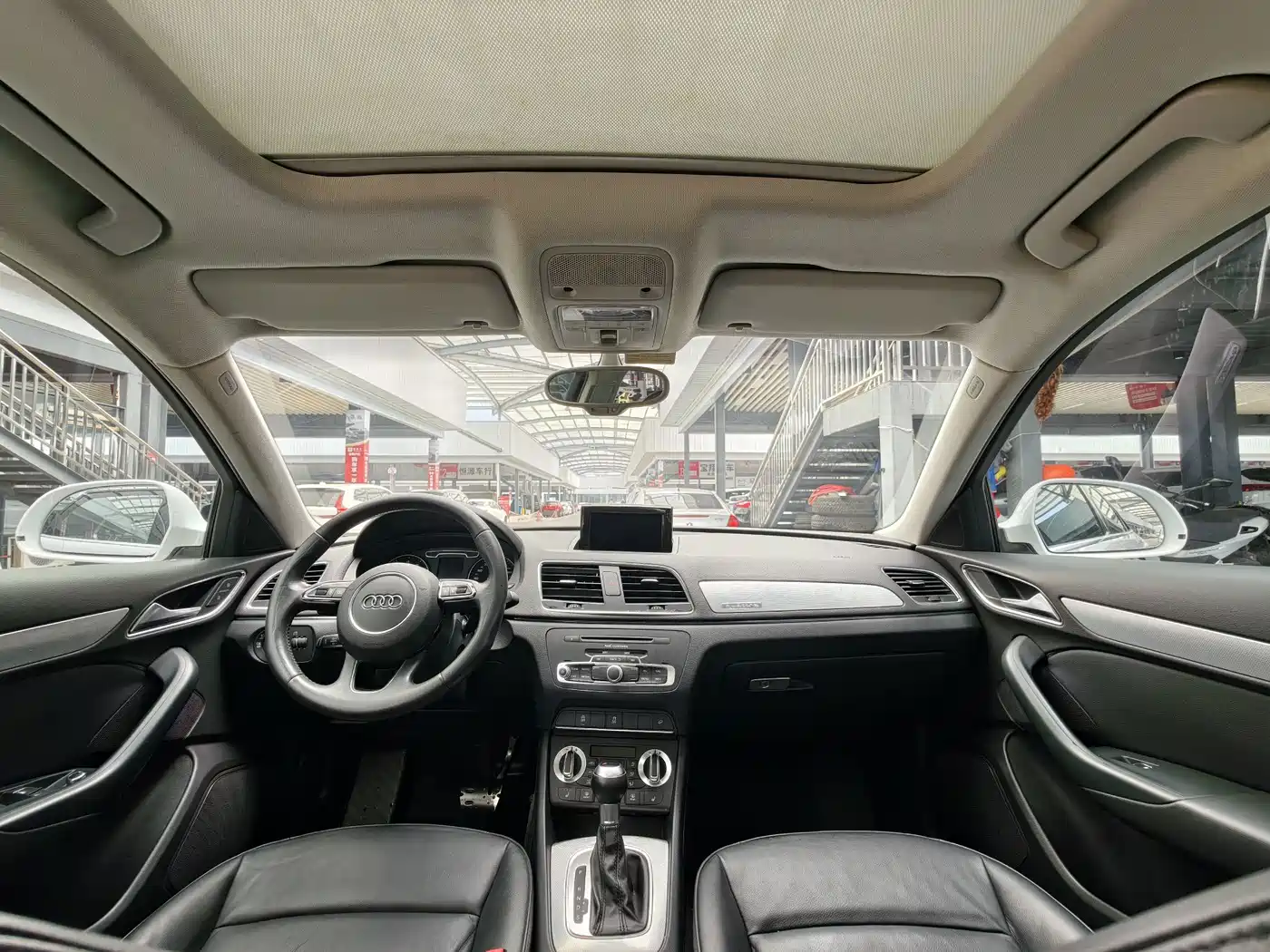 Фото 10 - Audi Q3