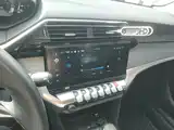 صورة 13 - Peugeot 408
