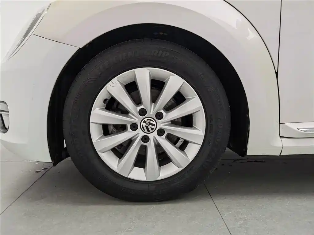Volkswagen Beetle 2013 1.2TSI Comfort фото 17