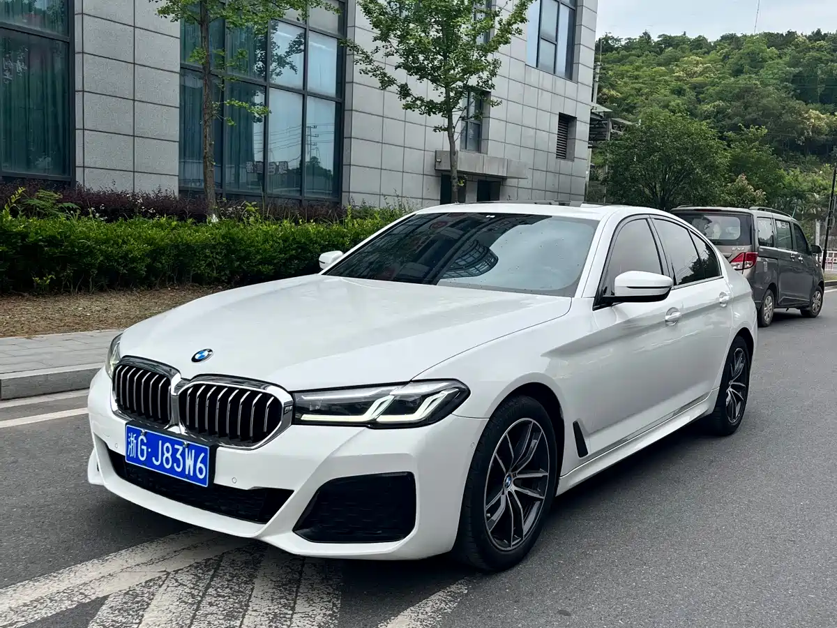  BMW BMW 5 Series (Import) 2021 525i M Sport Package