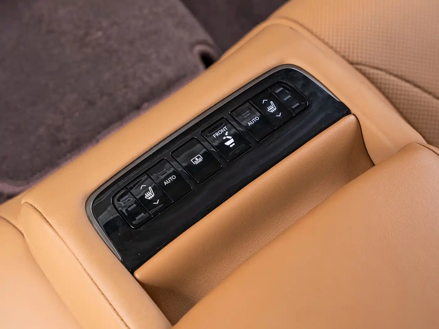 Lexus LS, миниатюра 17