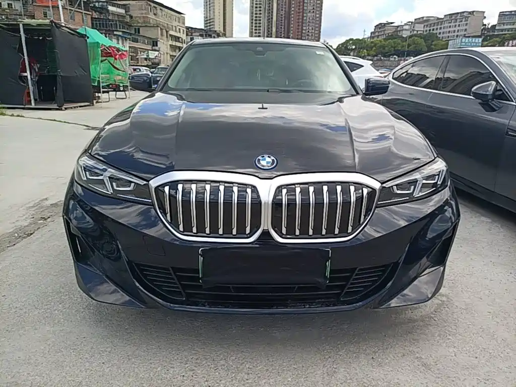 Фото 3 - BMW i3