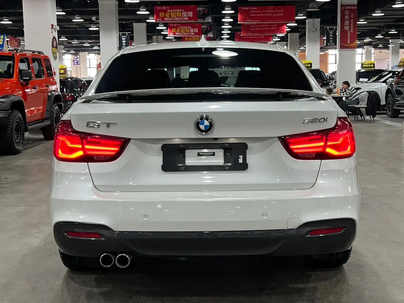 BMW 3 Series GT 2019 320i M Sport Package фото 4