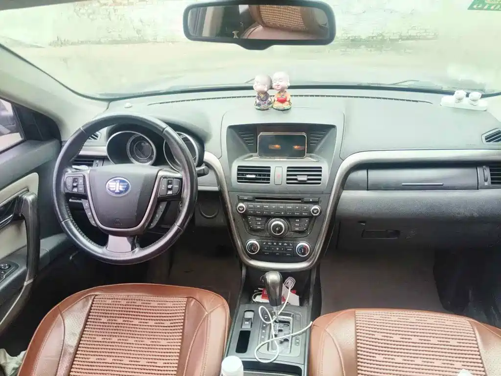 Besturn X80 2015 2015 2.0L Automatic Luxury