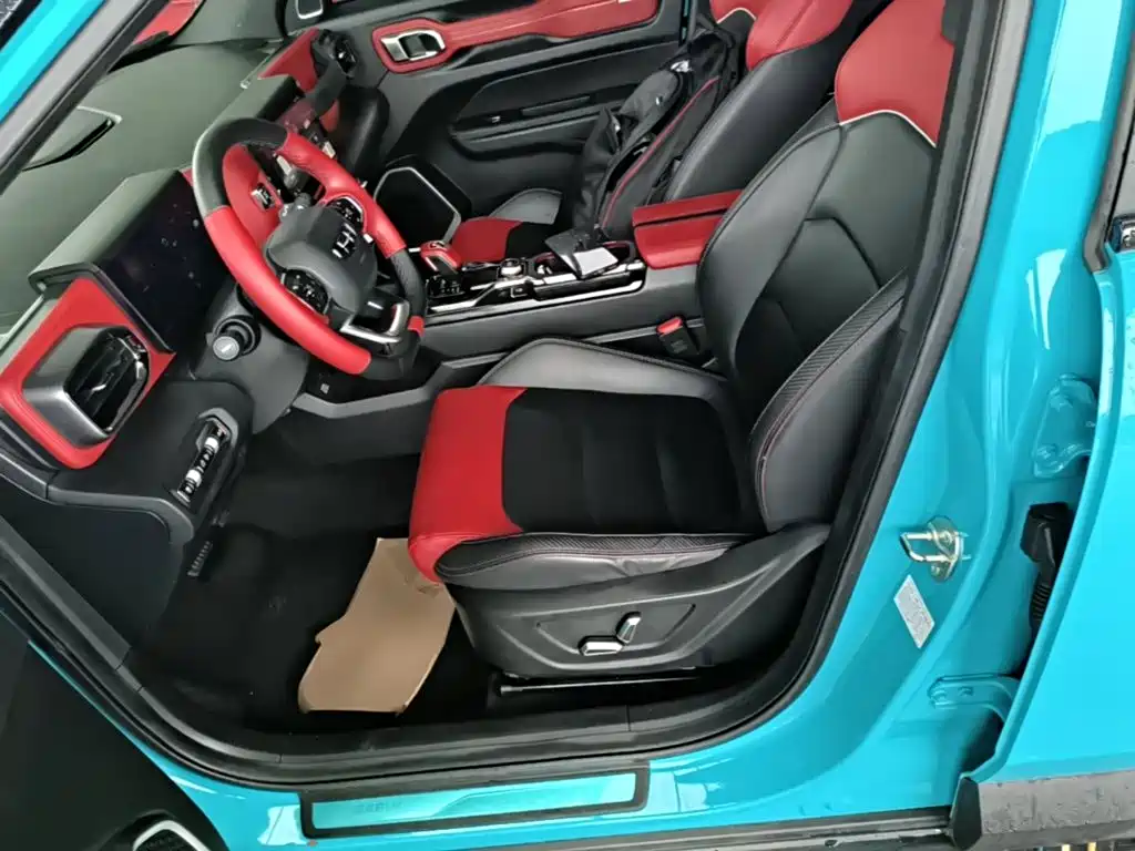 Фото 15 - Geely ICON