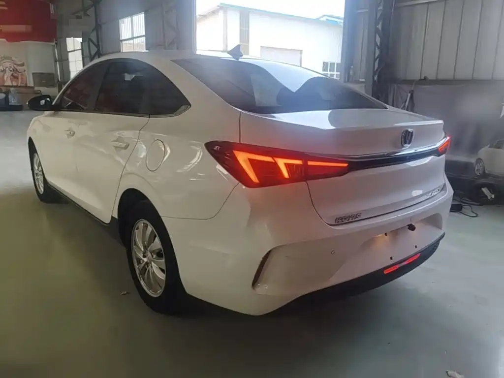Changan Eado New Energy 2022 2022 EV460 Smart Ride-Hailing Edition (LFP)
