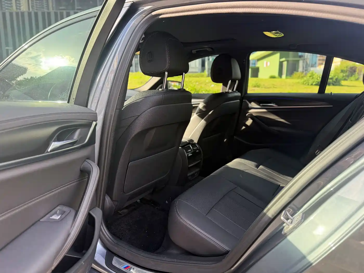 BMW 5 Series (Import) 2021 525i M Sport Package фото 14