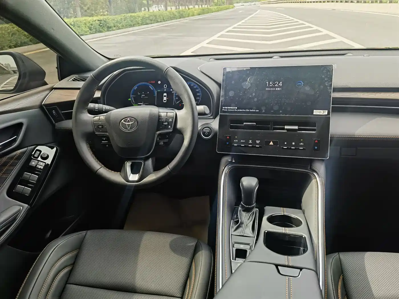Toyota Avalon 2024 Hybrid 2.0L Luxury Edition фото 11