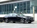 Photo 2 - BMW 5 Series