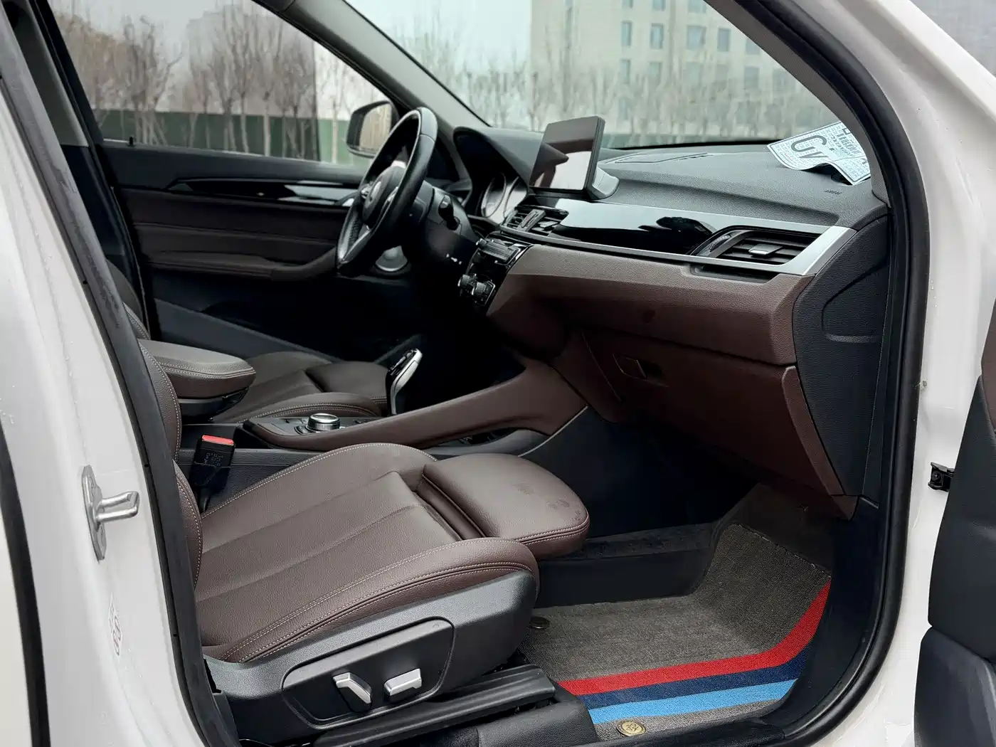 BMW X1 2022 sDrive25Li Leading фото 11