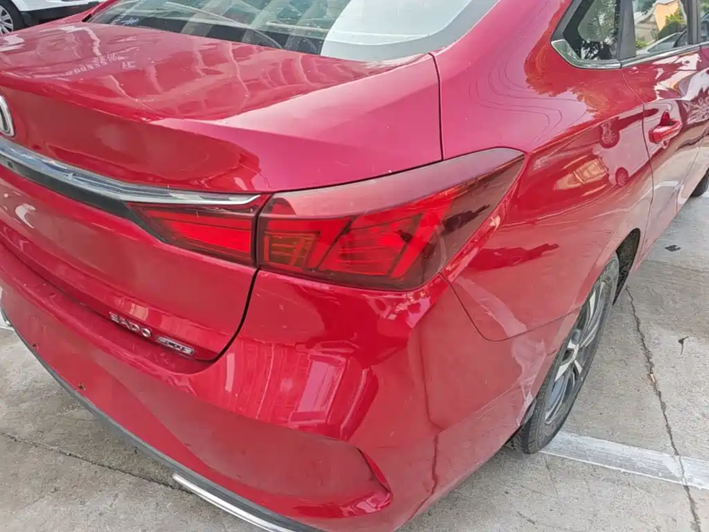Фото 8 - Changan Eado