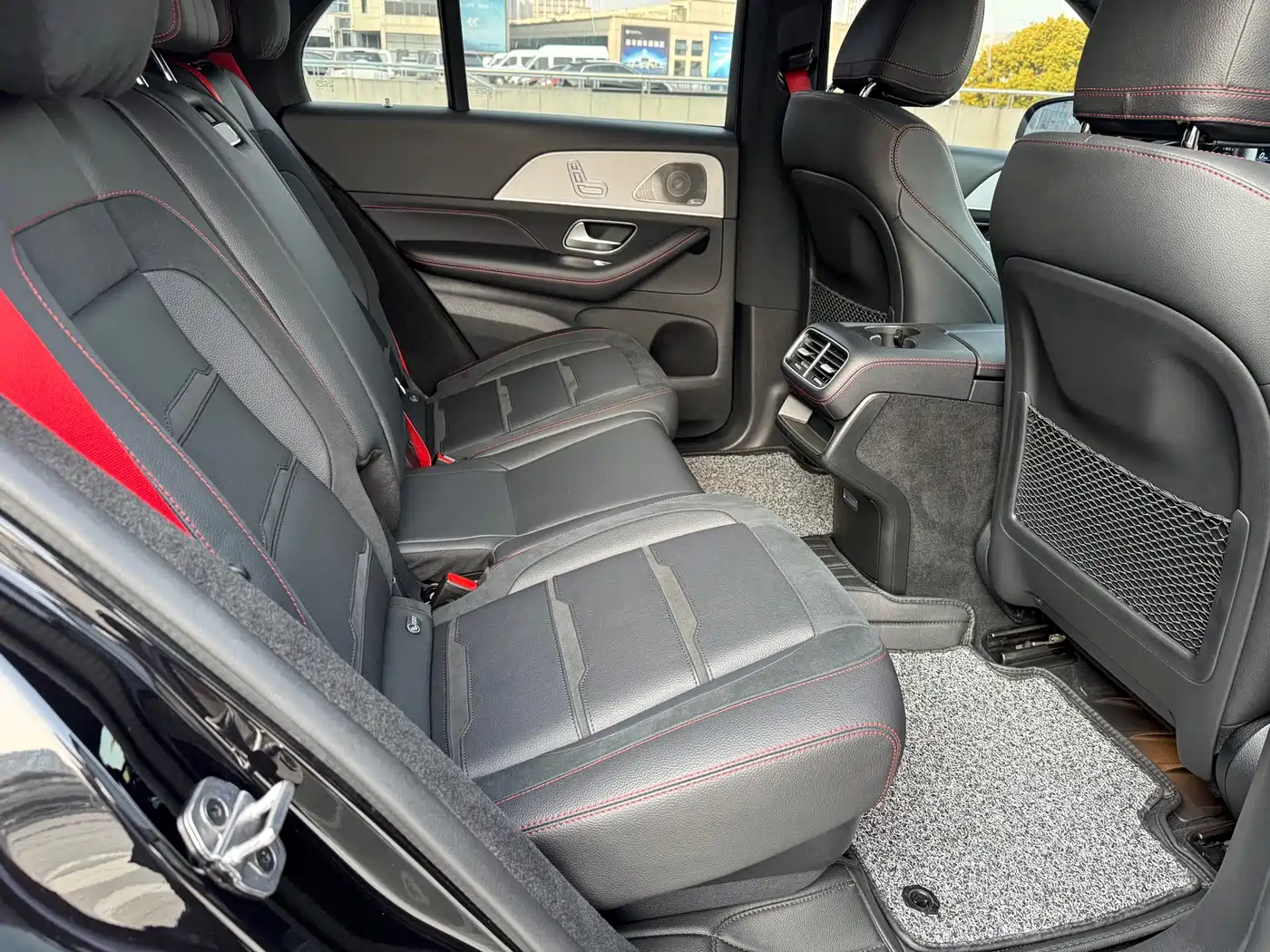 Mercedes-Benz GLE AMG 2023 AMG GLE 53 4MATIC+ фото 16