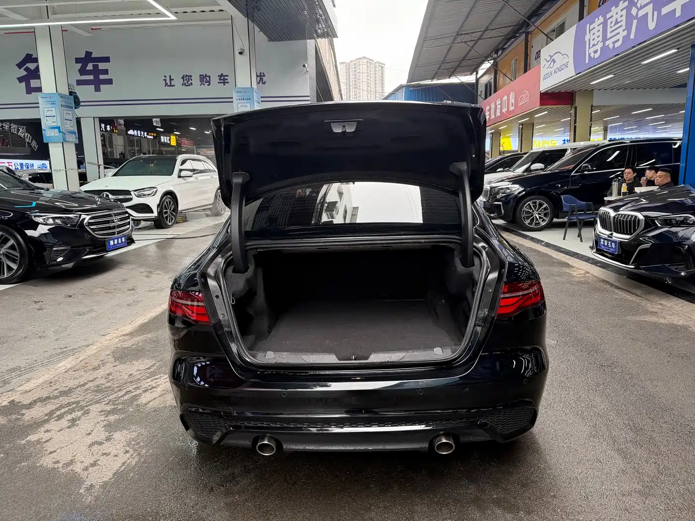 Jaguar XEL 2024 2024 Model 2.0T 250PS R-DYNAMIC S Progressive Sport Edition