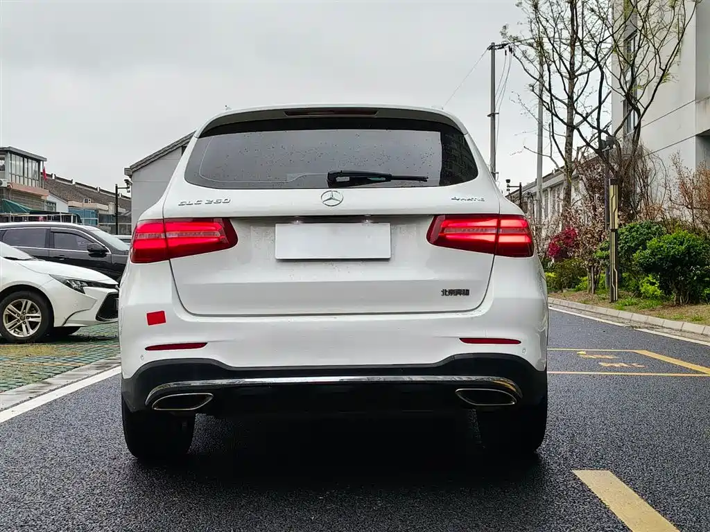 Mercedes-Benz GLC 2018 Facelift GLC 260 4MATIC Luxury фото 5
