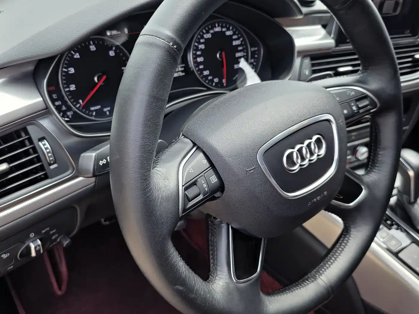 Audi A6L 2018 30th Anniversary 35 TFSI Fashion фото 10