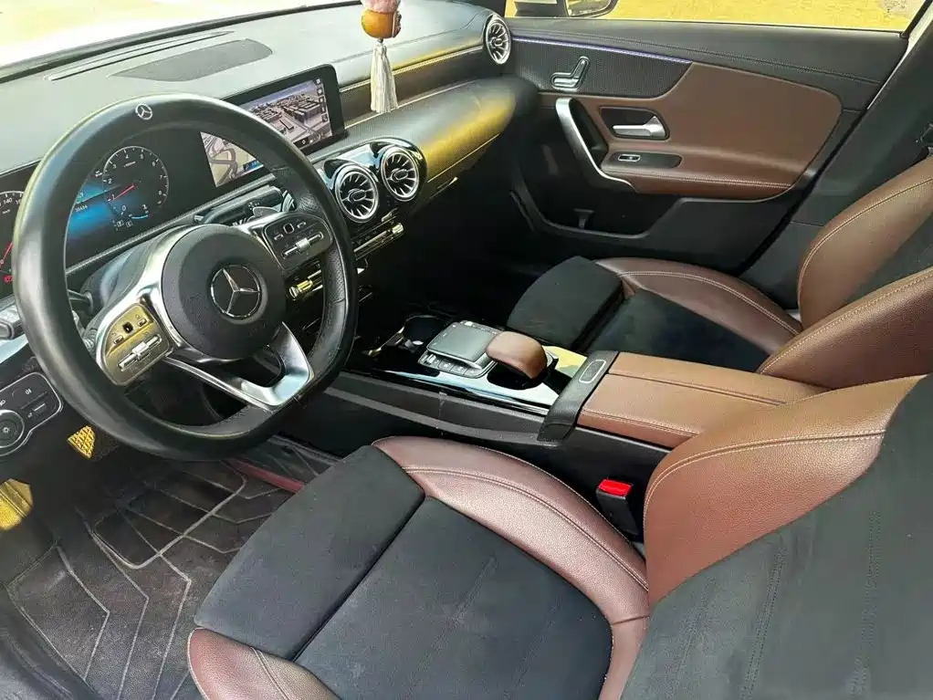 Mercedes-Benz A-Class, миниатюра 12