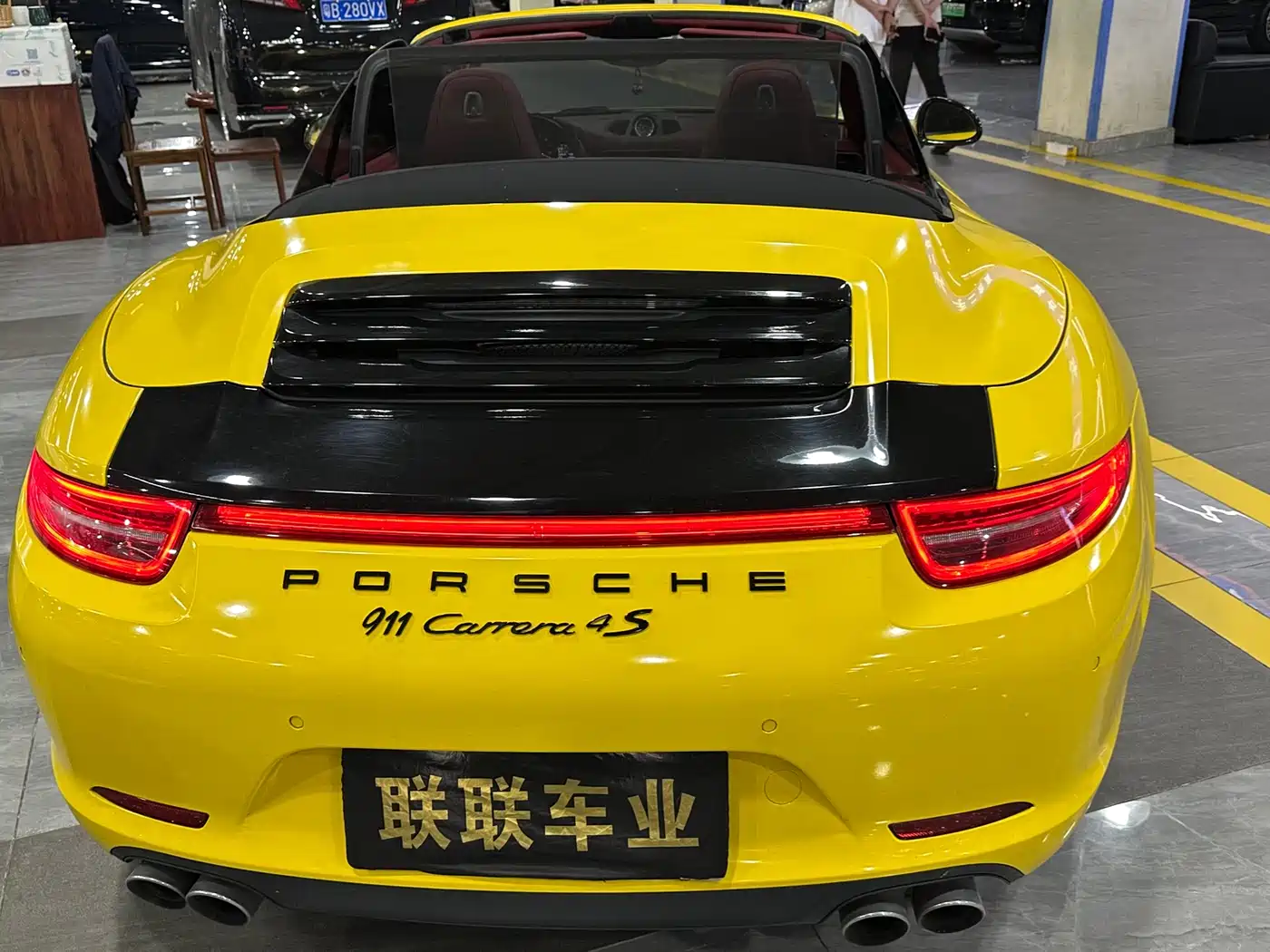 Porsche 911 2013 Carrera 4 Cabriolet 3.4L фото 11