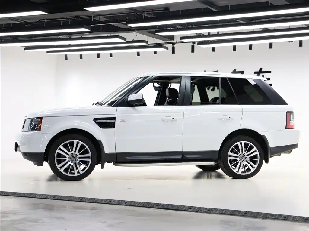 Land Rover Range Rover Sport 2013 5.0 NA V8 Black Label Limited Edition фото 40