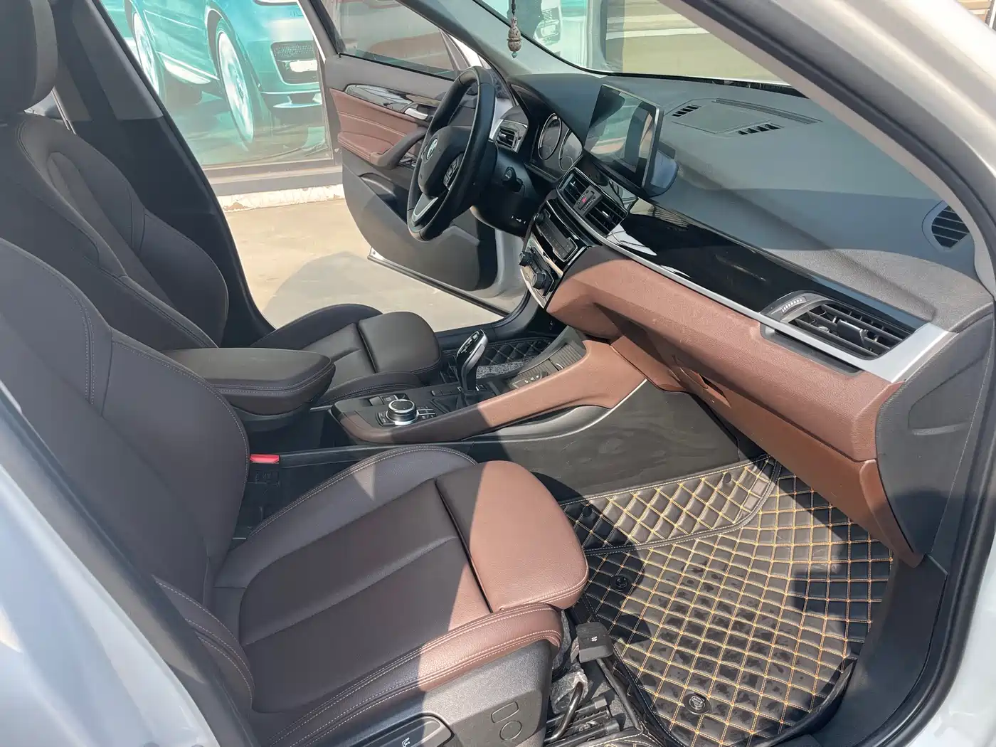 BMW X1 2022 sDrive20Li Fashion фото 11
